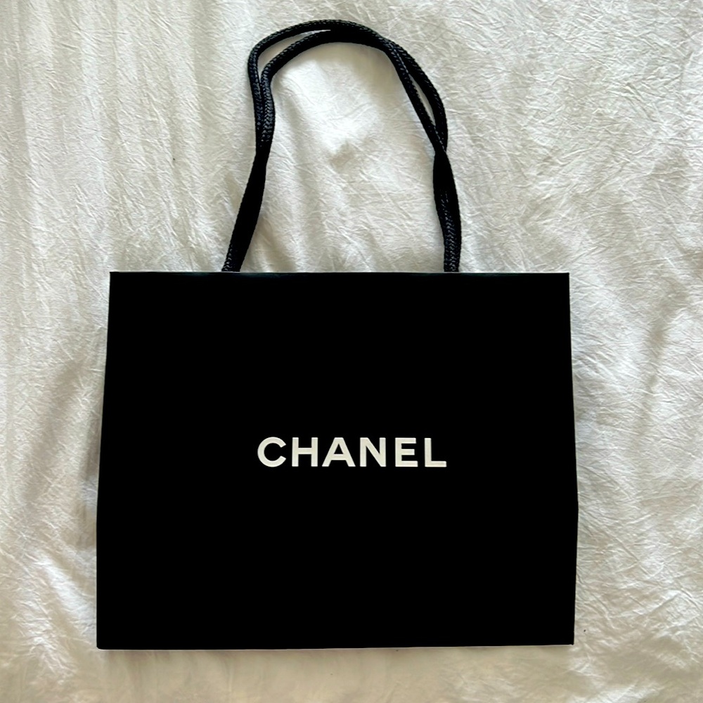 Chanel shopping bag
